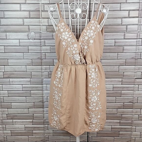 Forever 21 spaghetti strap dress Size M - Picture 1 of 10